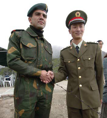 印度防长驳斥媒体中国军队入侵说