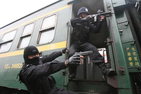 公安特警招聘_2017浙江招警考试 金华市公安局特警支队招聘特勤队员20名公告(3)