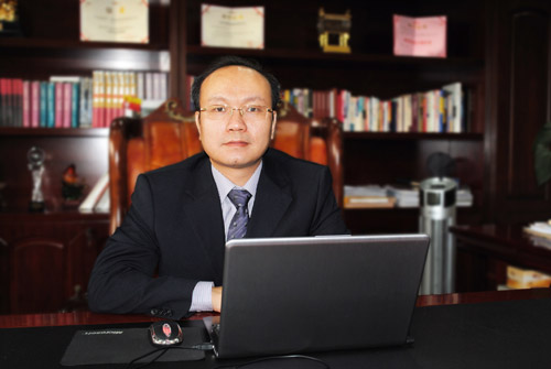 深圳市中瀛鑫科技股份有限公司董事长 陈文明