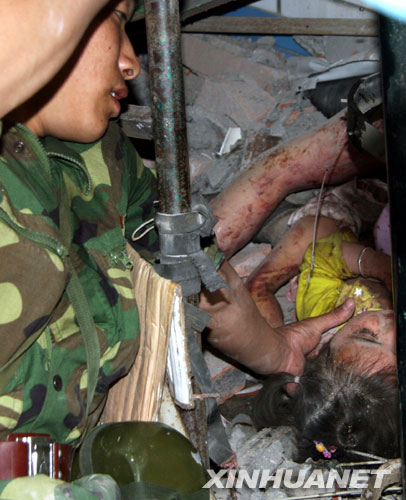 照耀重灾区的灿烂阳光——北川大地震搜救目击